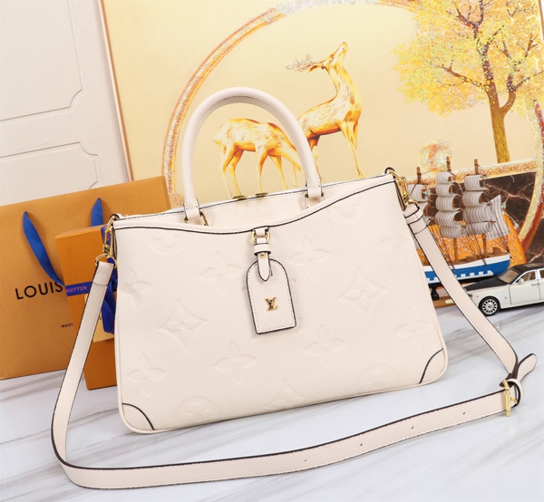 ルイヴィトンバッグ正面デザイン